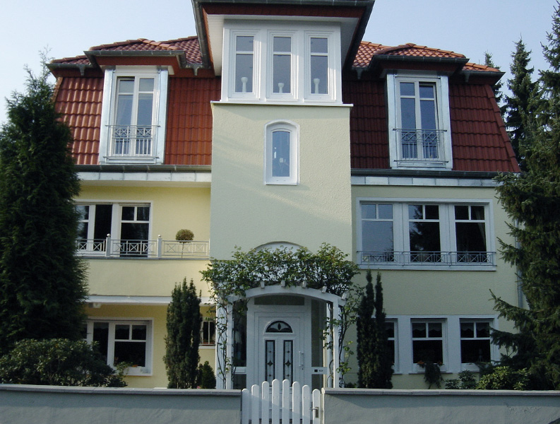 Umbau und Modernisierung eines Einfamilienhauses in Bonn - Niederholtdorf